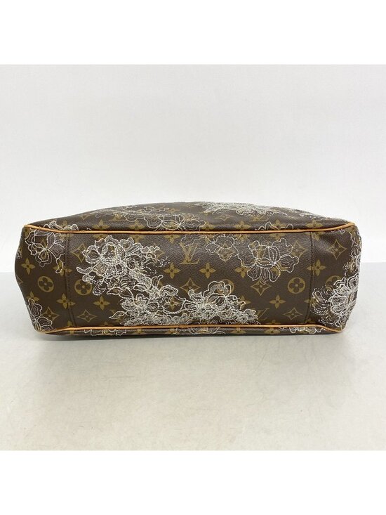 LOUIS VUITTON Batignolles Horizontal Monogram Canvas  Louis Vuitton Tote Monogram Danthiel Batignol Horizontal Brown